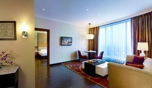 Deluxe Suite, 1 King Bed | Egyptian cotton sheets, minibar, in-room safe, desk - Vivanta Coimbatore (Coimbatore)