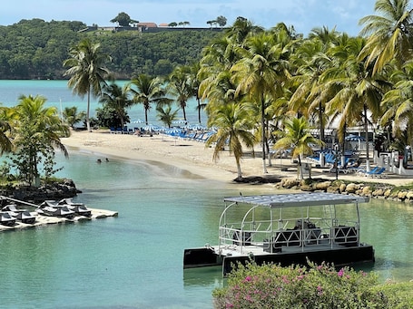 Superior Apartment, 1 Bedroom, Sea View | Beach | Beach nearby, white sand. Karaibes Residence
