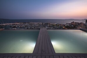 Outdoor pool - Hotel Las Arenas (Palma de Mallorca)