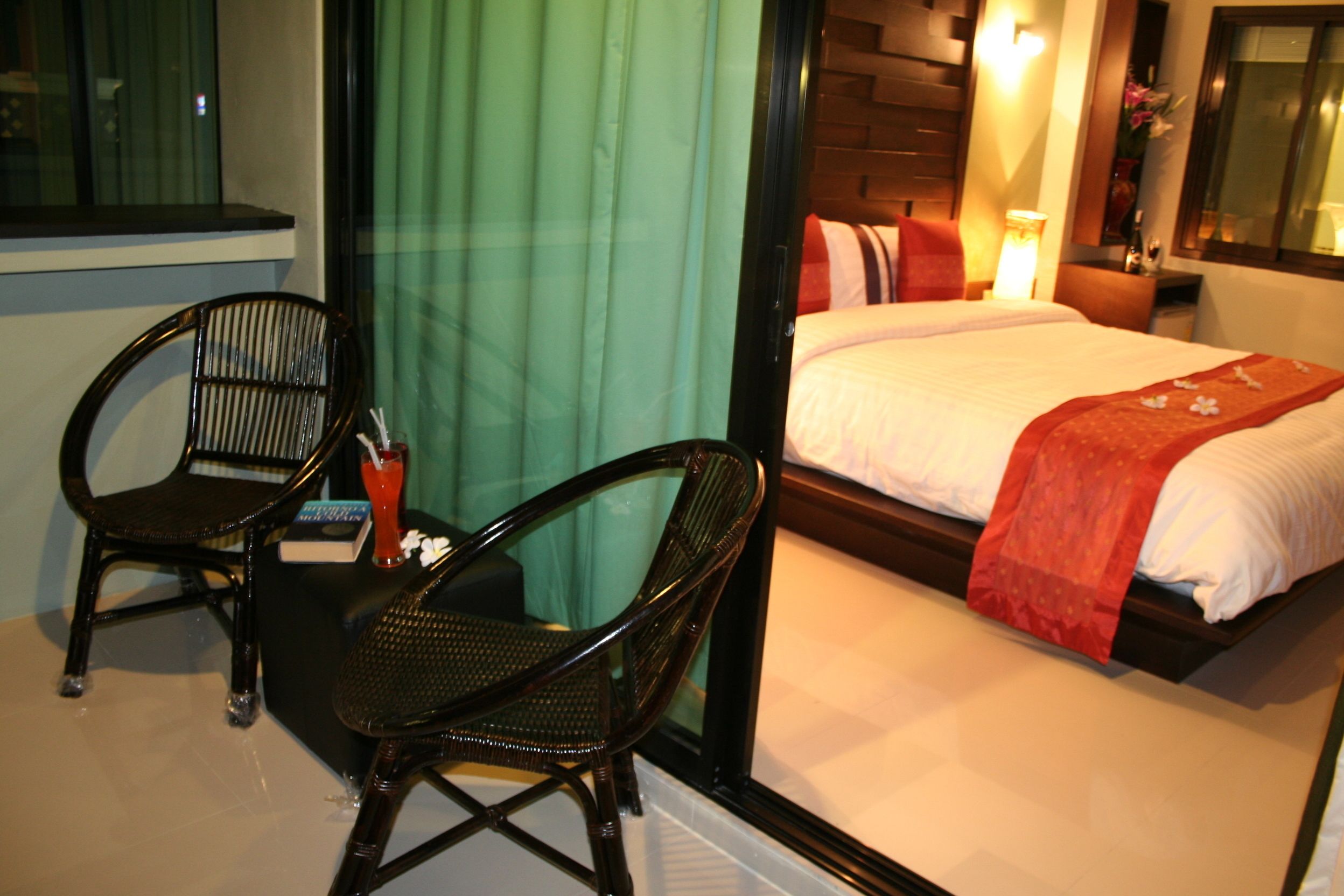 superior room | in-room safe, desk, blackout curtains, free wifi