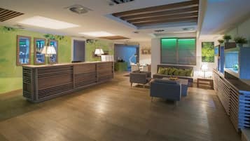 Sauna, hot tub, body treatments, body wraps, body scrubs, facials