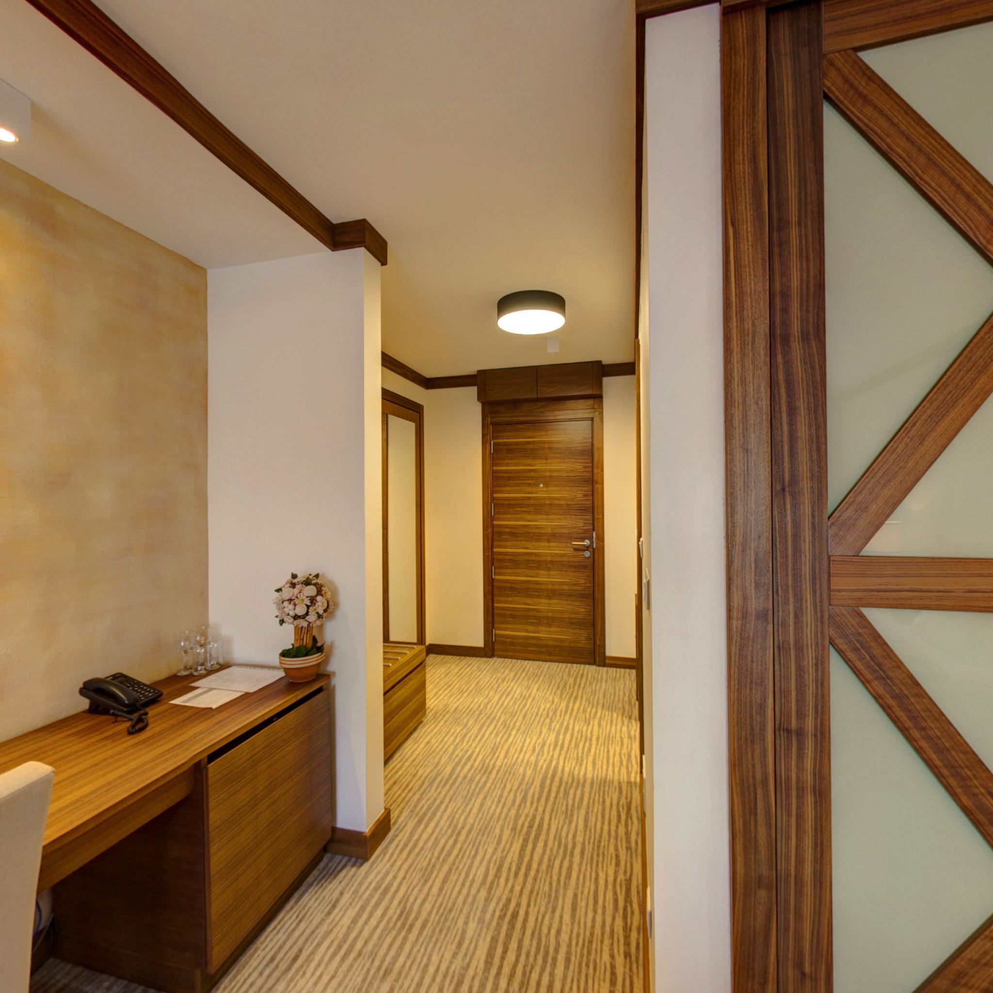 superior double or twin room | minibar, in-room safe, desk, soundproofing