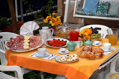 Bed & Breakfast Villa Mena