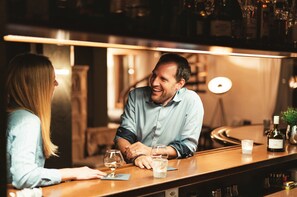Bar (on property) - Hotel Alpenhof (Unterbaech)