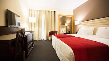 1 habitación, ropa de cama de alta calidad, minibar y escritorio