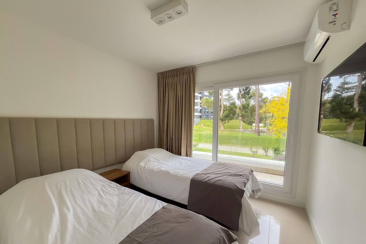 1 bedroom, in-room safe, individually decorated, individually furnished