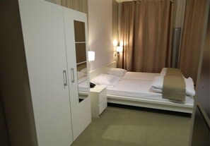 Chambre Standard, 1 très grand lit