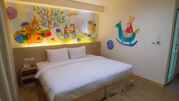 Deluxe Double Room, 1 King Bed (with bathtub) | View from room