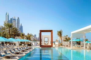3 outdoor pools - One & Only Royal Mirage (Dubai)