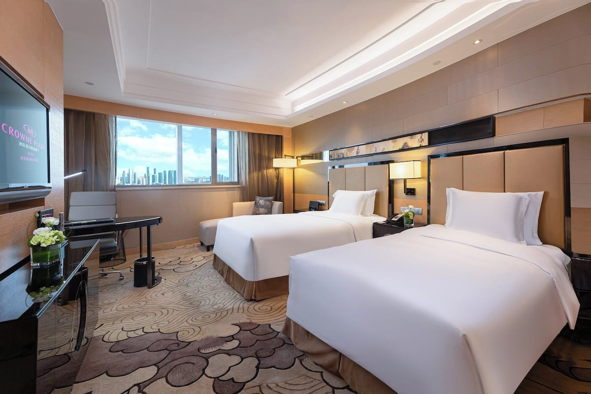 In-room safe, desk, iron/ironing board, free cots/infant beds