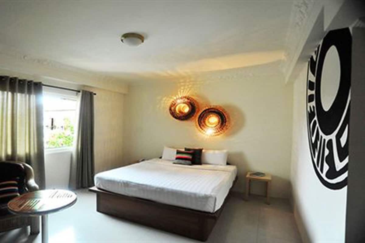 Pillow-top beds, desk, rollaway beds, free WiFi