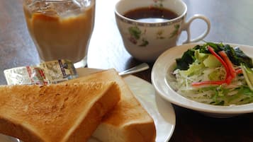 Tägliches inbegriffenes kontinentales Frühstück