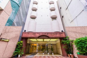 Front of property - Hotel Star Plaza Ikebukuro (Tokyo)