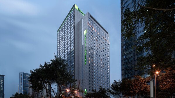 Exterior - Holiday Inn Chengdu Oriental Plaza by IHG (Chengdu)