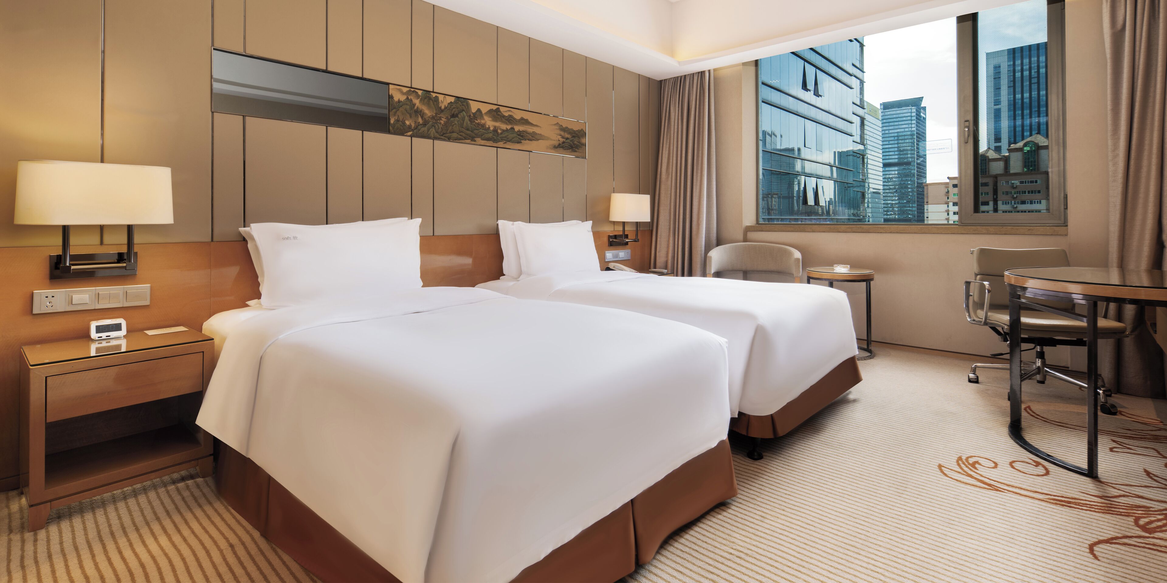 20 bedrooms, premium bedding, free minibar items, in-room safe