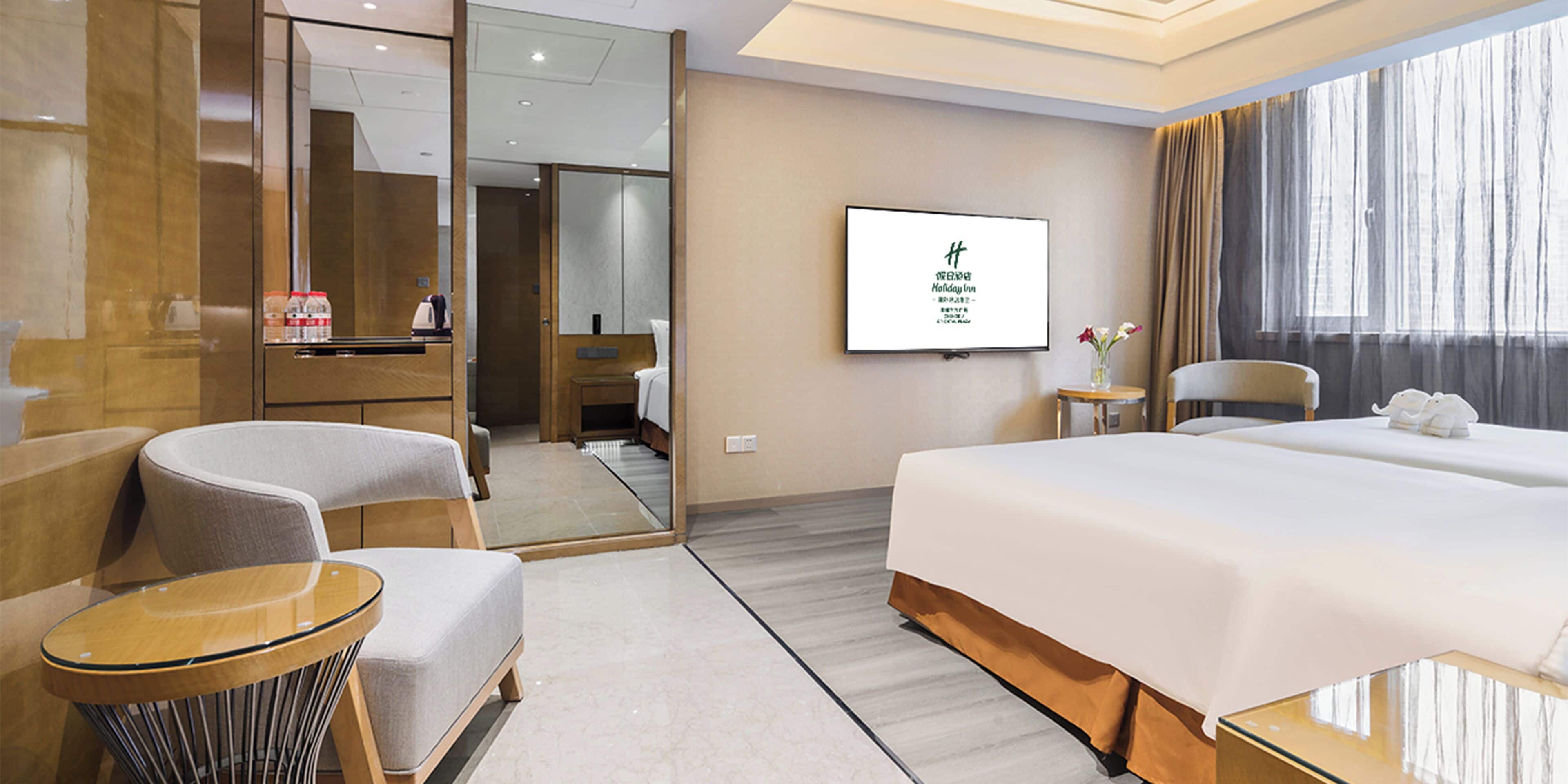 Familie suite, Meerdere bedden, roken | 20 slaapkamers, luxe beddengoed, donsdekens