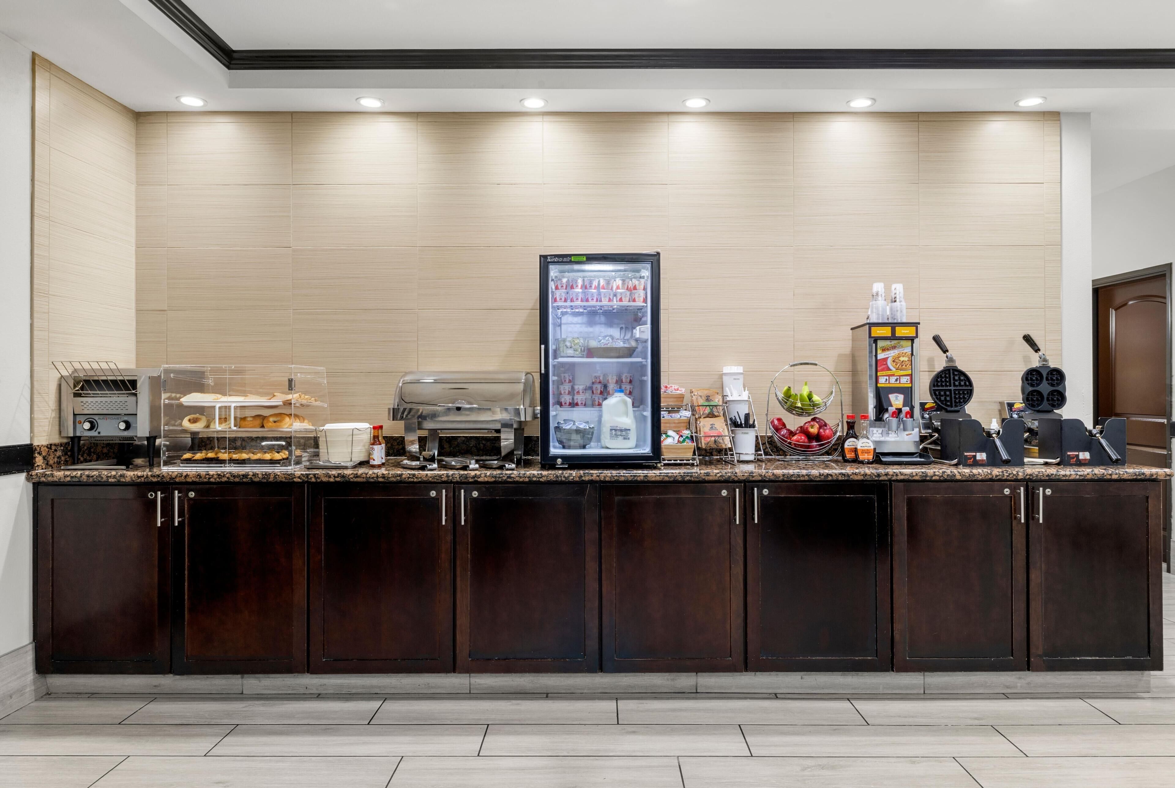 Free daily buffet breakfast