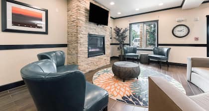 La Quinta Inn & Suites by Wyndham Auburn