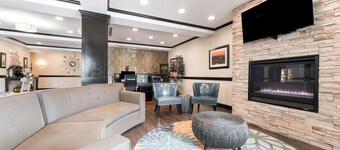 La Quinta Inn & Suites by Wyndham Auburn