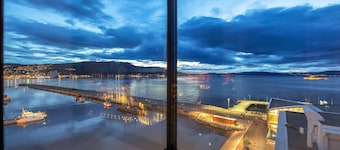 隆赫姆凱瑞華晟酒店