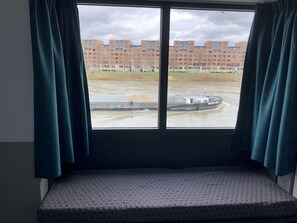 Habitación doble Confort, baño privado, vista al río | Vista desde la habitación