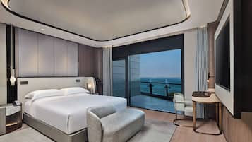 Premium bedding, minibar, in-room safe, soundproofing