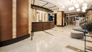 Reception - Greenhills Elan Hotel Modern (San Juan)