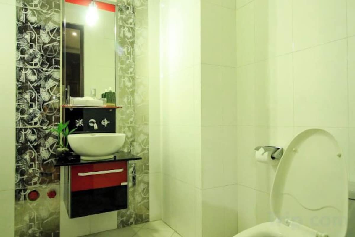 Banheiro | Produtos de toalete grátis, secador de cabelo, roupões de banho