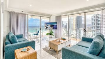 Televisión de pantalla plana, reproductor de DVD