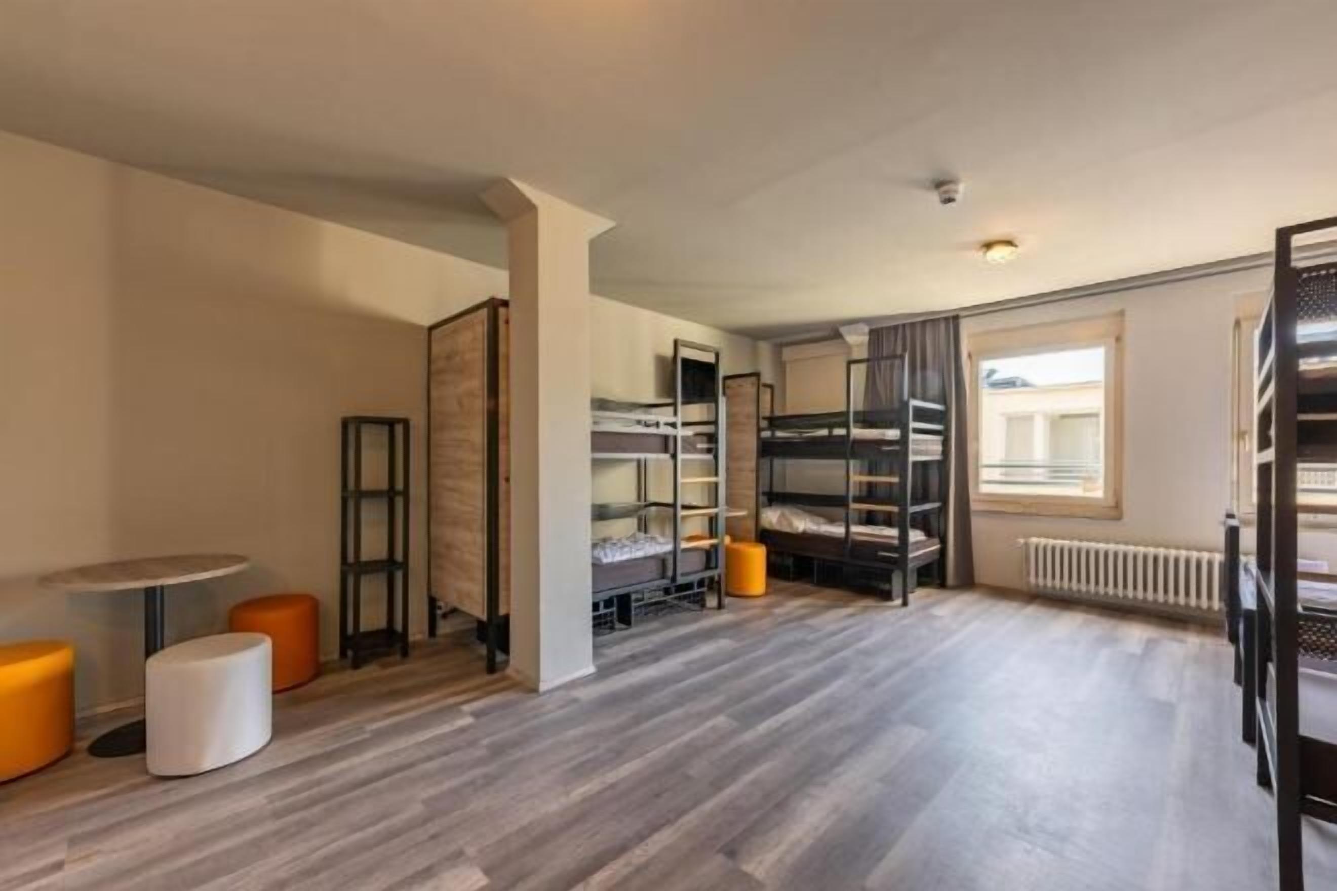 Een kluis op de kamer, gratis wifi, beddengoed