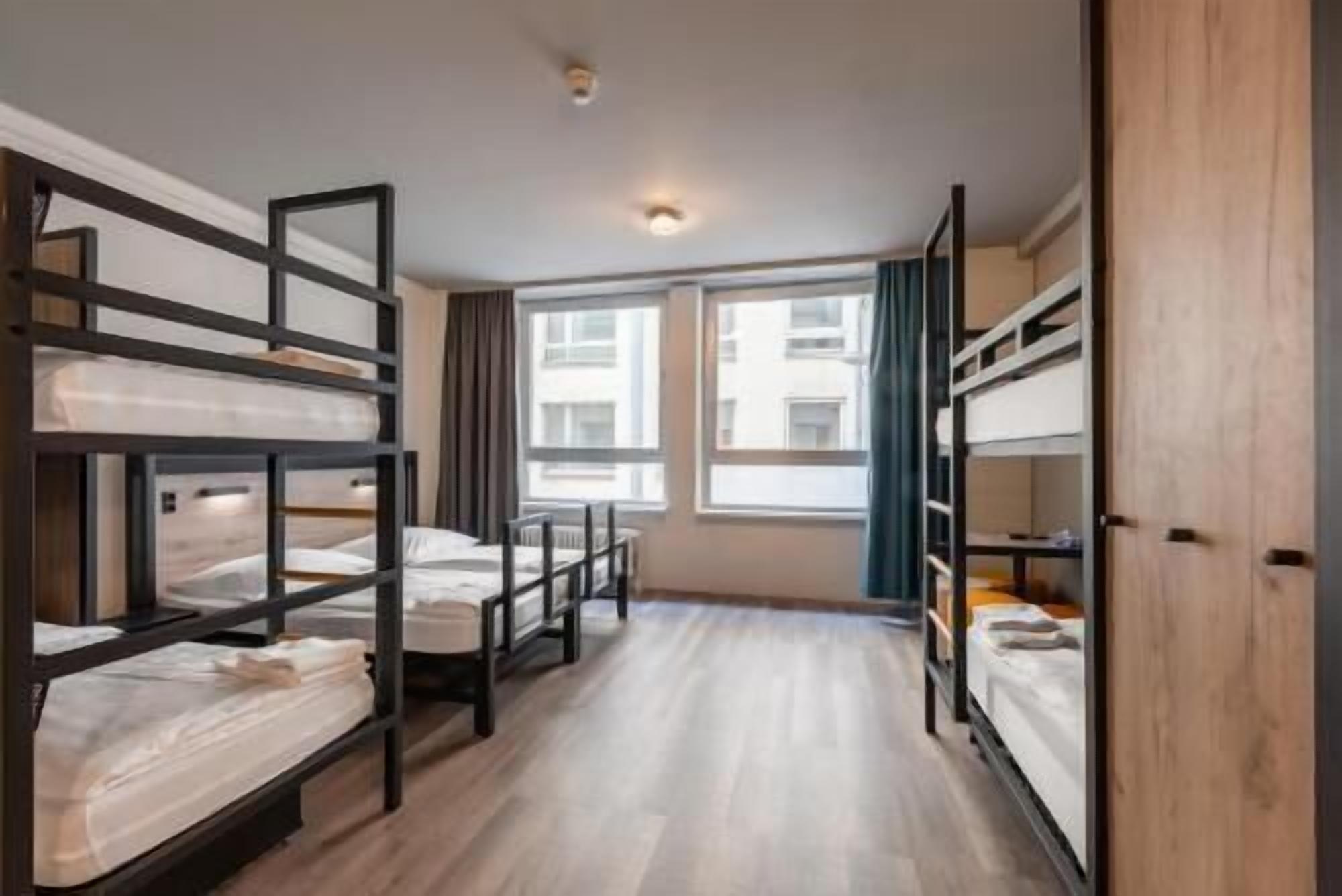 In-room safe, free WiFi, bed sheets