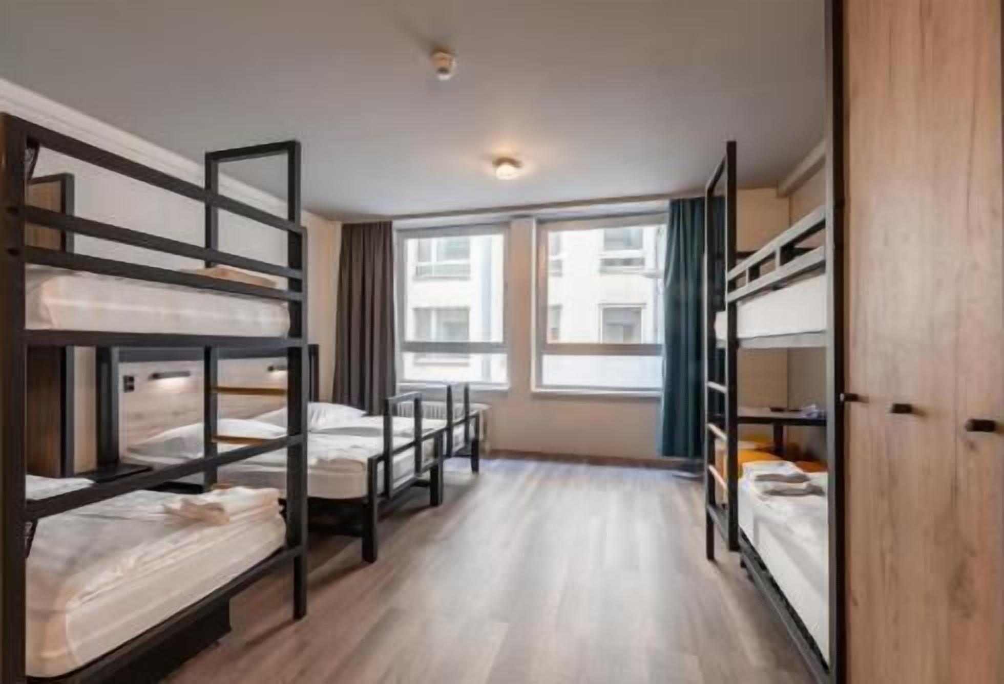 In-room safe, free WiFi, bed sheets