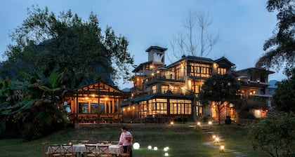 Moondance Hotel