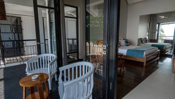 Chambre « Premier », 1 lit double ou 2 lits jumeaux (Tirta Premier) | Terrasse/Patio