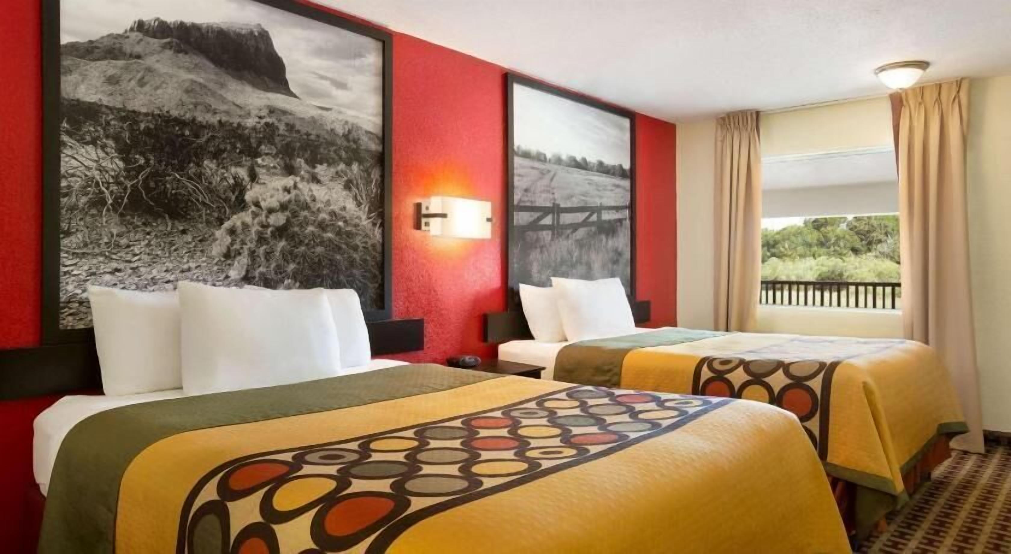 Individually furnished, desk, iron/ironing board, free WiFi
