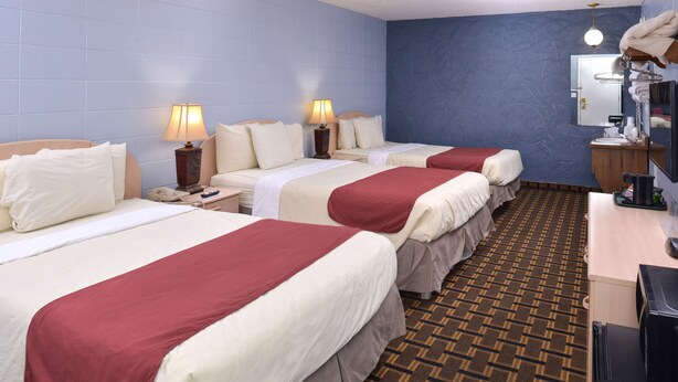 룸, 금연 (3 Double Beds)