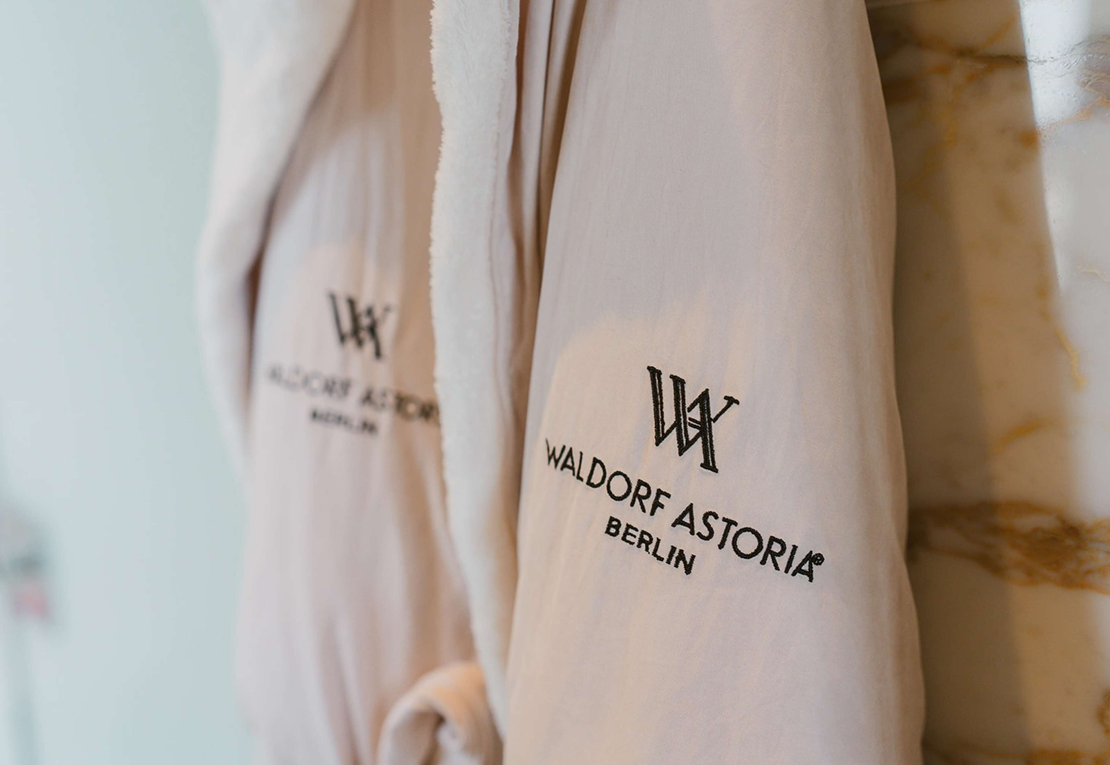 premium bedding, pillow-top beds, minibar, in-room safe