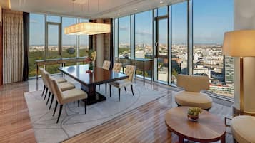 Suite, 2 Single Beds (Ambassador) | Living area | 40-inch LCD TV with digital channels, TV, books