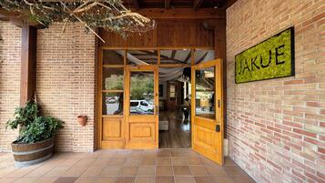 Façana frontal de l'allotjament