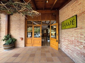 Front of property - Hotel Jakue (Puente La Reina)