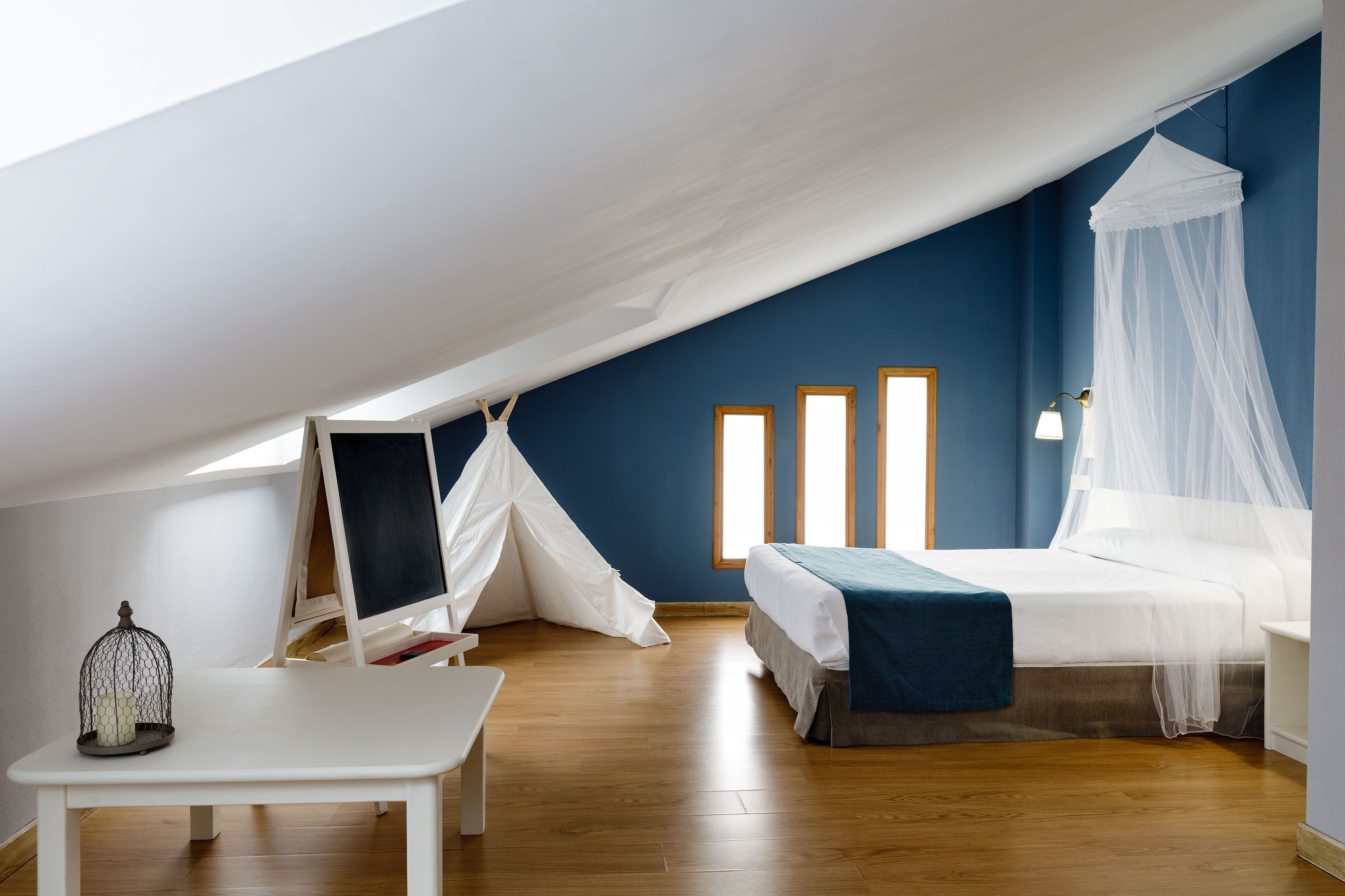 family quadruple room | desk, free wifi, bed sheets