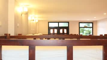 Dortoir Partagé, dortoir mixte, vue montagne | Bureau, Wi-Fi gratuit