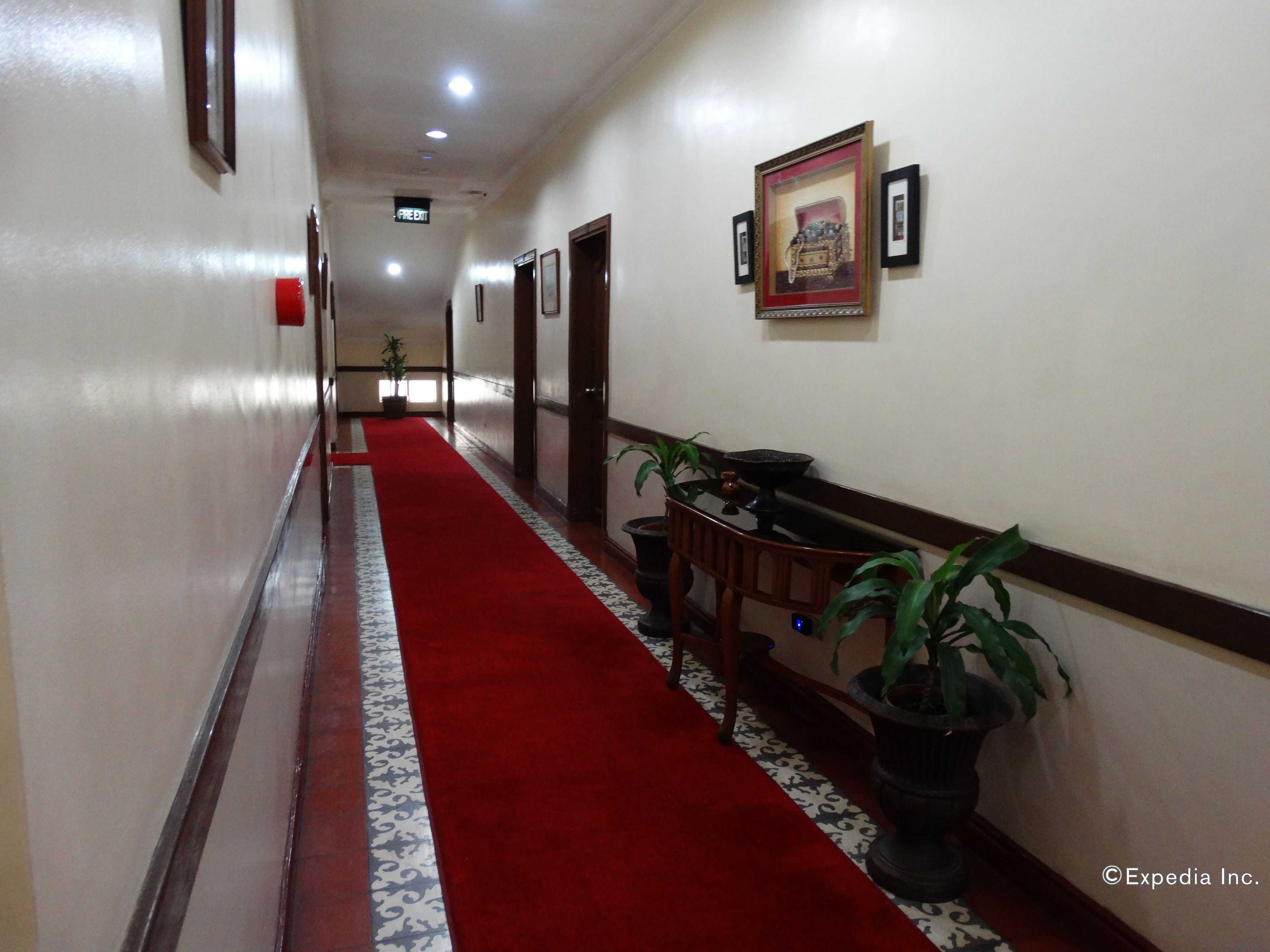 Foto - White Knight Hotel Intramuros
