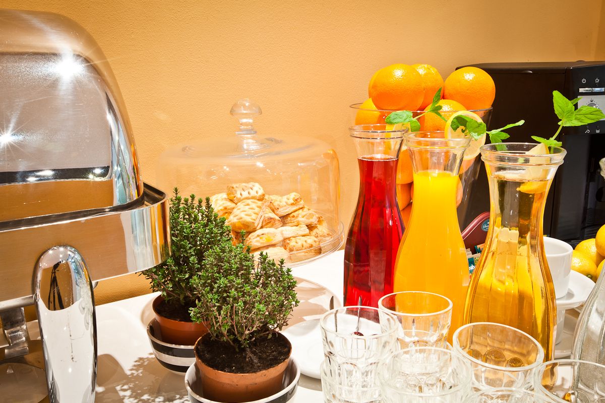 매일 뷔페 아침 식사(1인당 PLN 50)