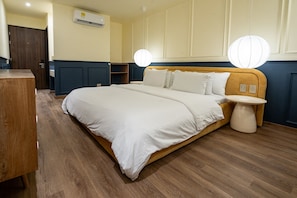 1 bedroom, in-room safe, individually decorated, desk