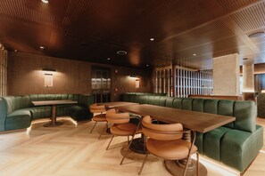 Restaurant - Hotel Acqua Medellín (Medellín)