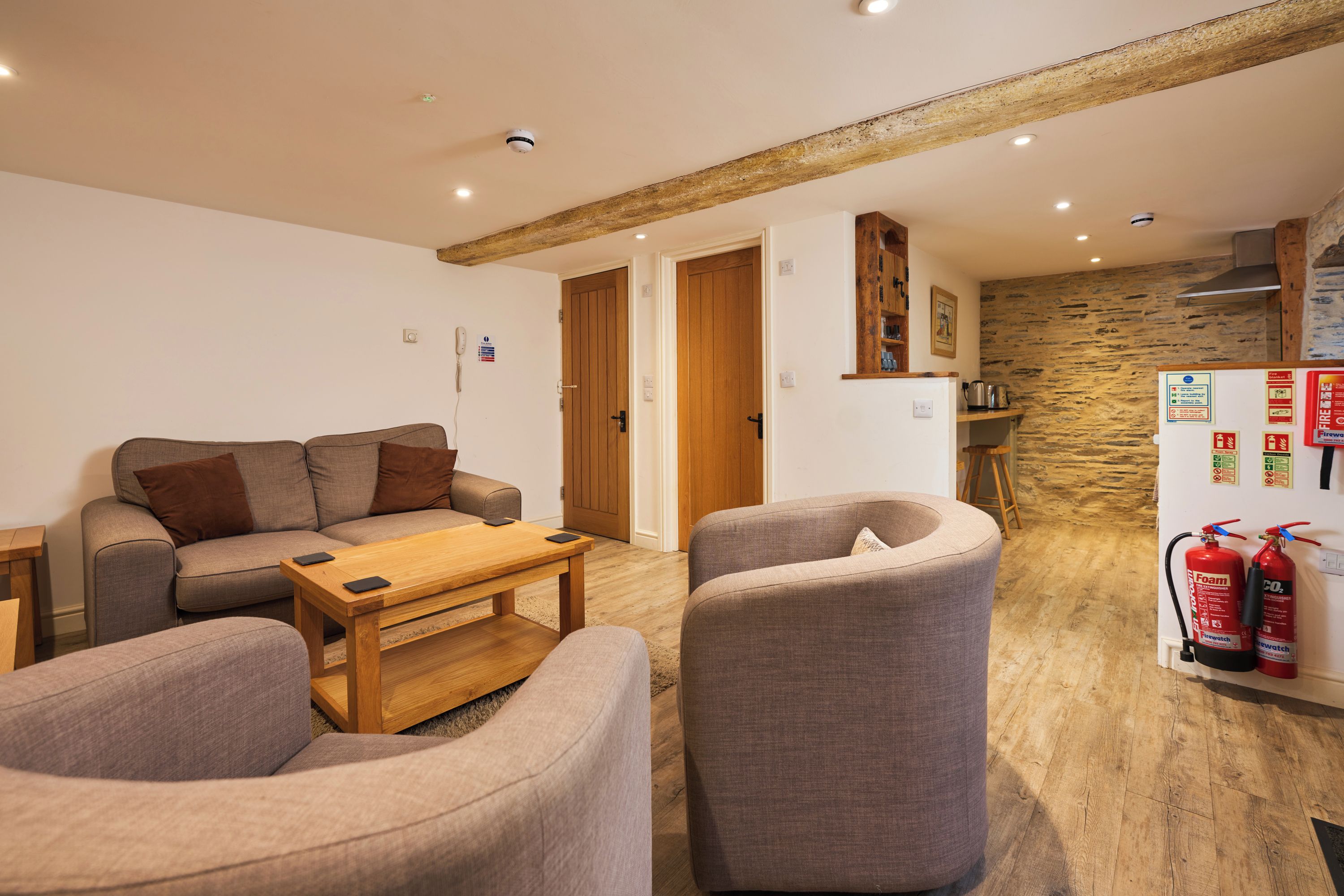 Standard Apartment | Living area | TV
