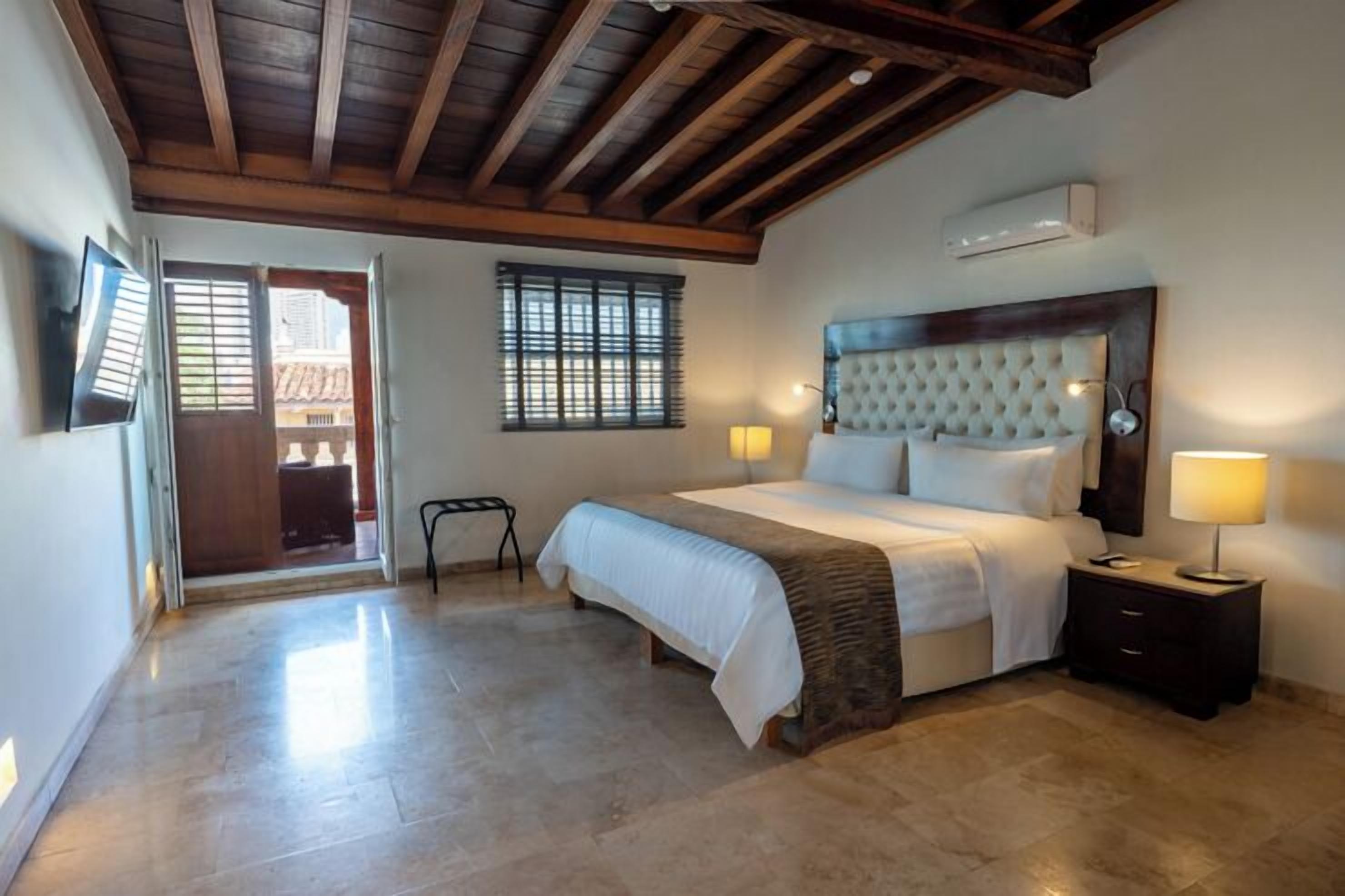 superior superior | 1 bedroom, premium bedding, down duvets, minibar