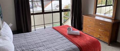 In-room safe, iron/ironing board, free WiFi, bed sheets