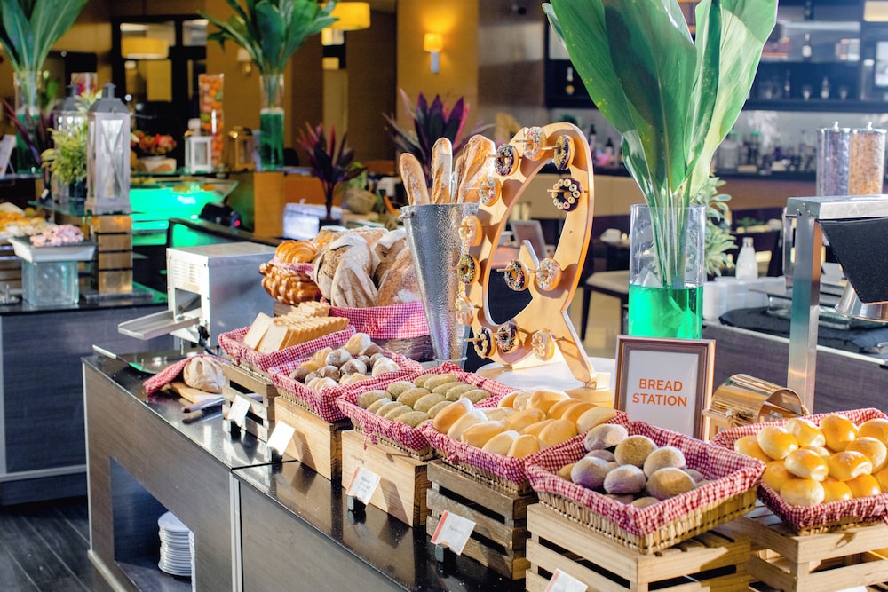 Quest Hotel and Conference Center - Cebu by null